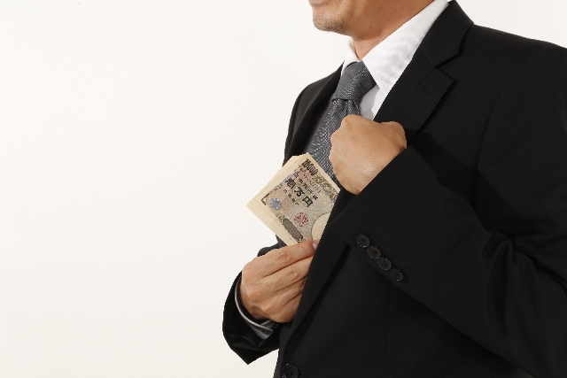 不動産売却で業者を選ぶ時、先に確認するべき注意点は？